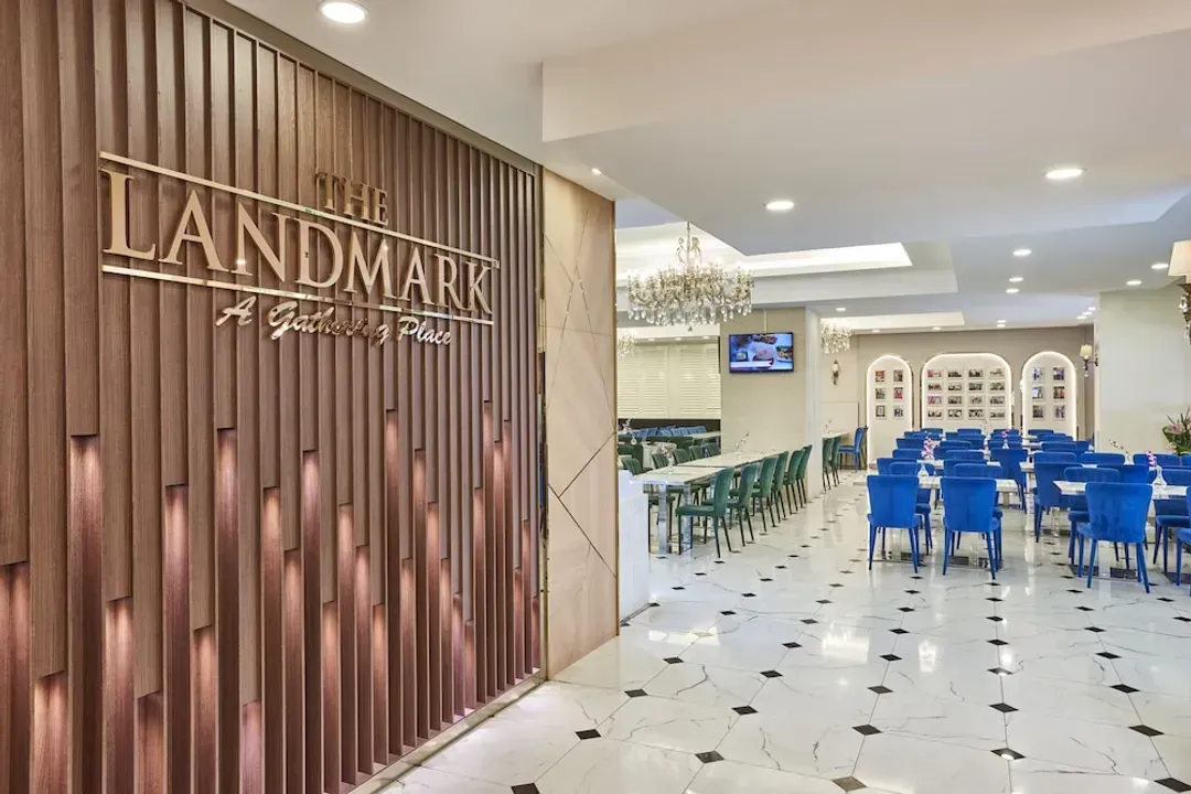 悦乐武吉士饭店 - 远东饭店