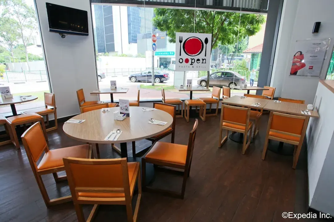 新加坡諾維娜宜必思飯店