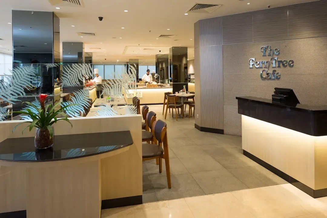 新加坡美丽华饭店 (SG Clean)