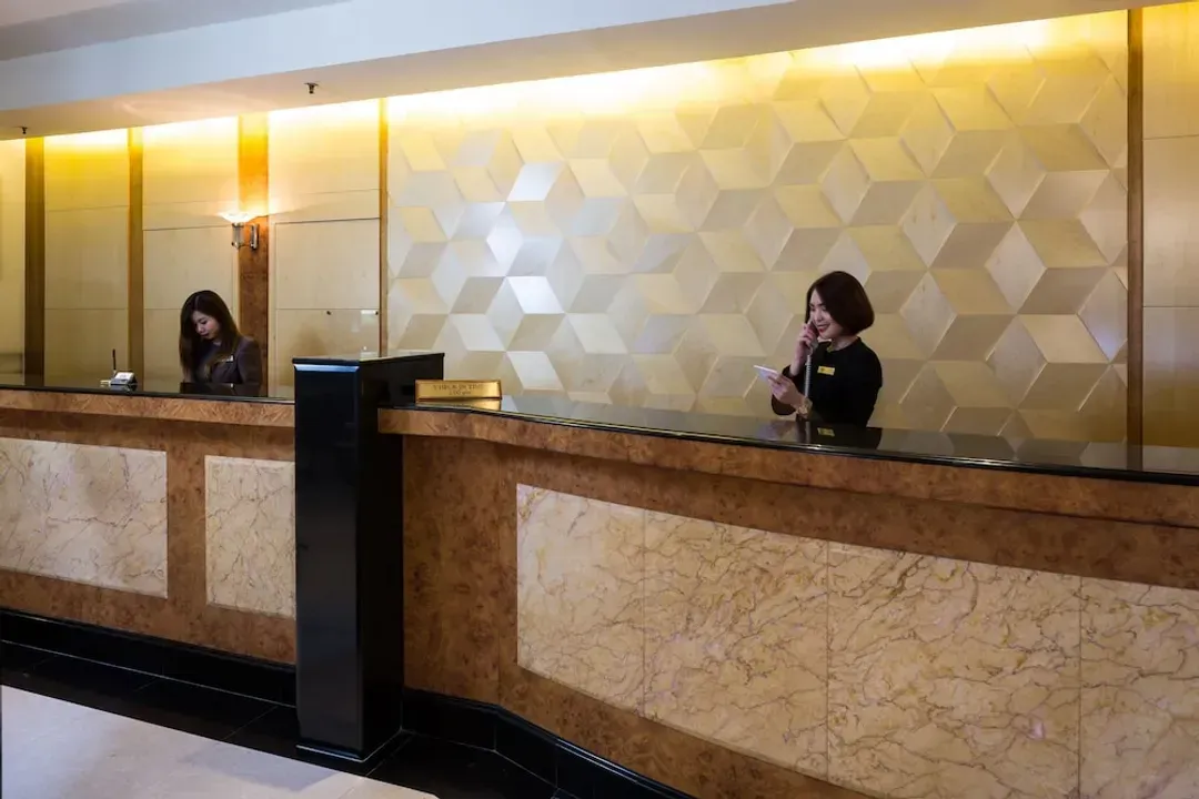 新加坡美丽华饭店 (SG Clean)