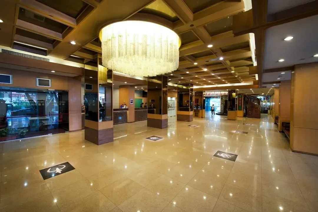 皇家飯店 (SG Clean)