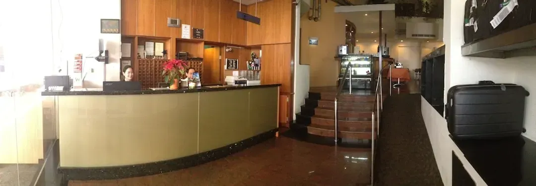 罗伯逊码头饭店 (SG Clean)