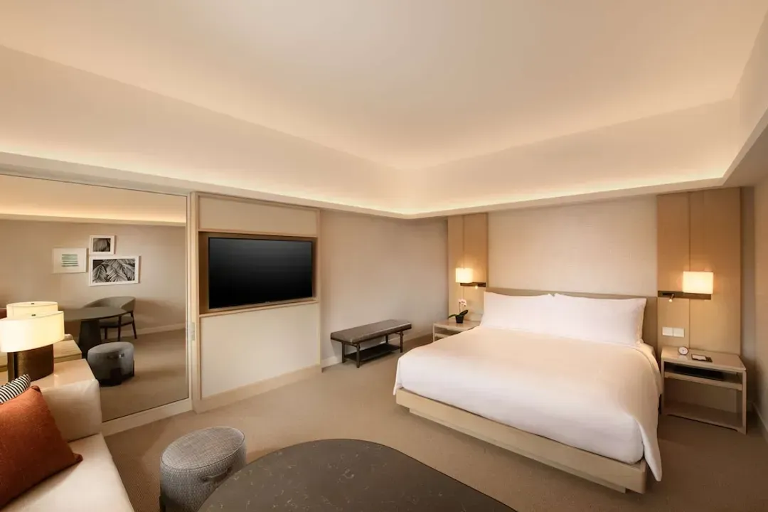 Conrad Singapore Orchard