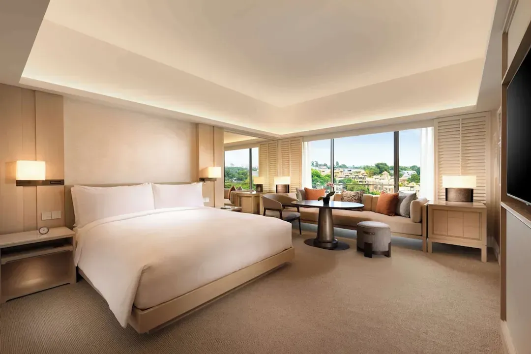 Conrad Singapore Orchard