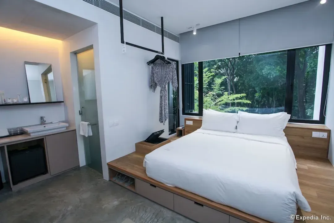 罗伊德旅馆 (SG Clean)
