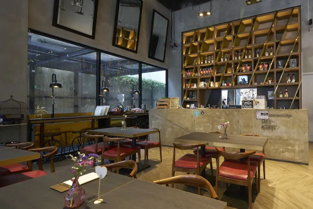 阳饭店 (SG Clean)