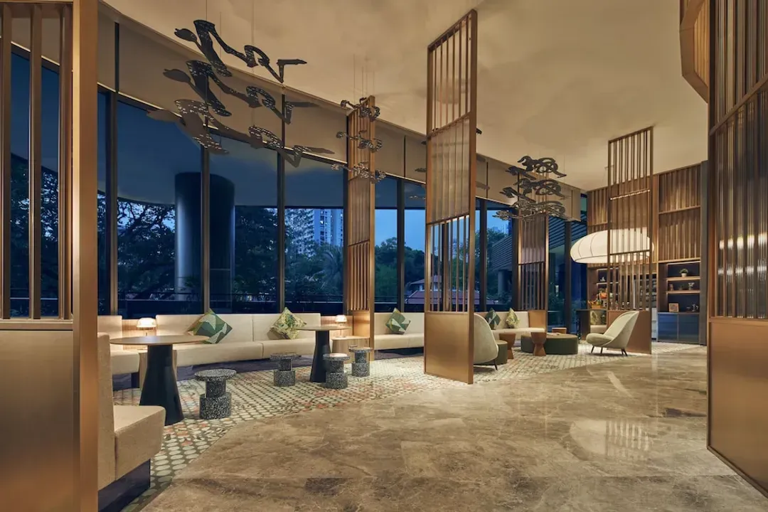 Lobby lounge