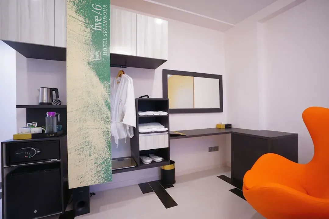 华丽五 6 饭店 (SG Clean)