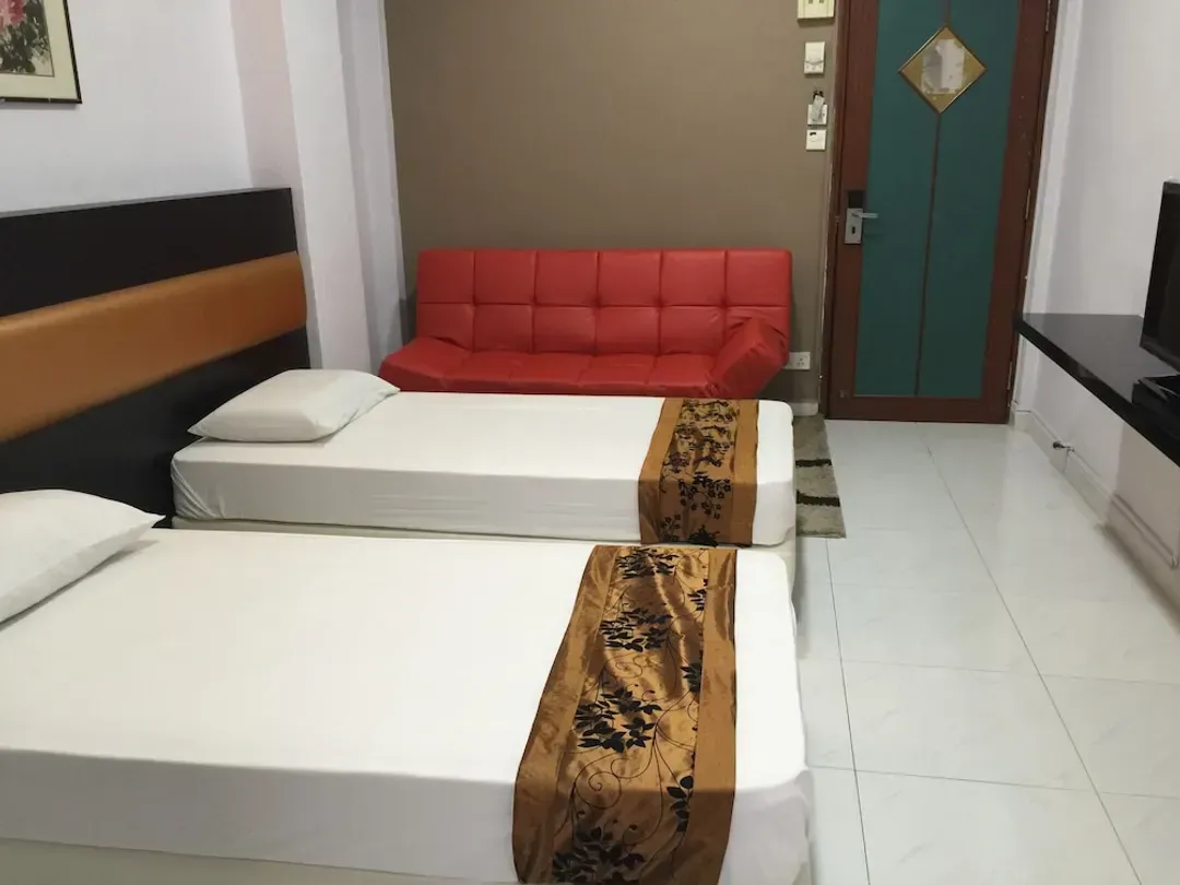 賴明飯店 (SG Clean)