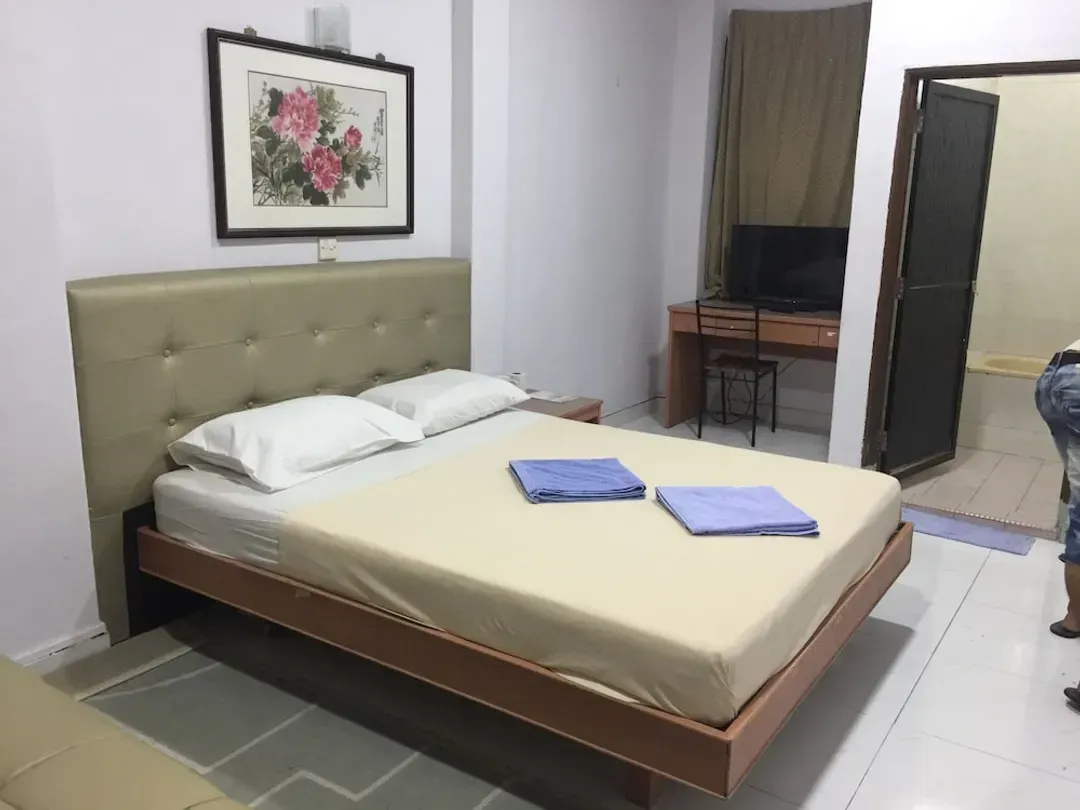賴明飯店 (SG Clean)