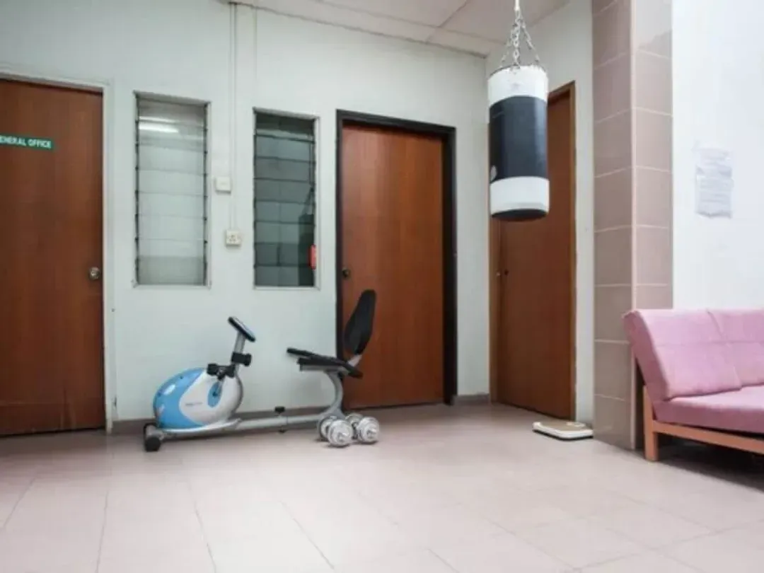 賴明飯店 (SG Clean)