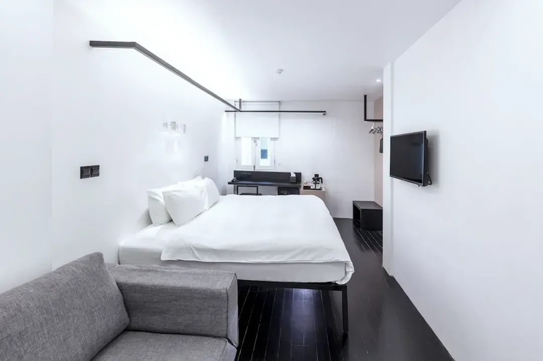 莫诺饭店 (SG Clean)