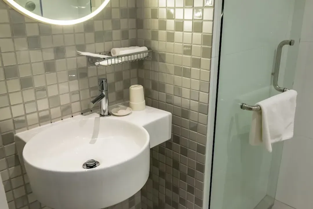 夏日景观饭店 (SG Clean)