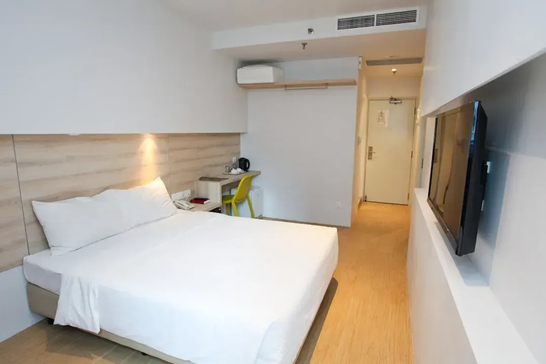 夏日景观饭店 (SG Clean)