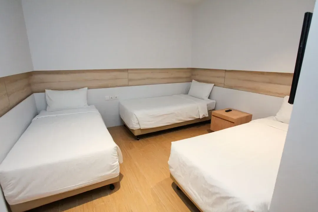夏日景观饭店 (SG Clean)