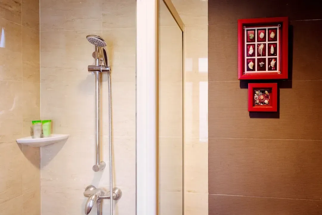 Victoria Hotel, a NuVe Group Collection