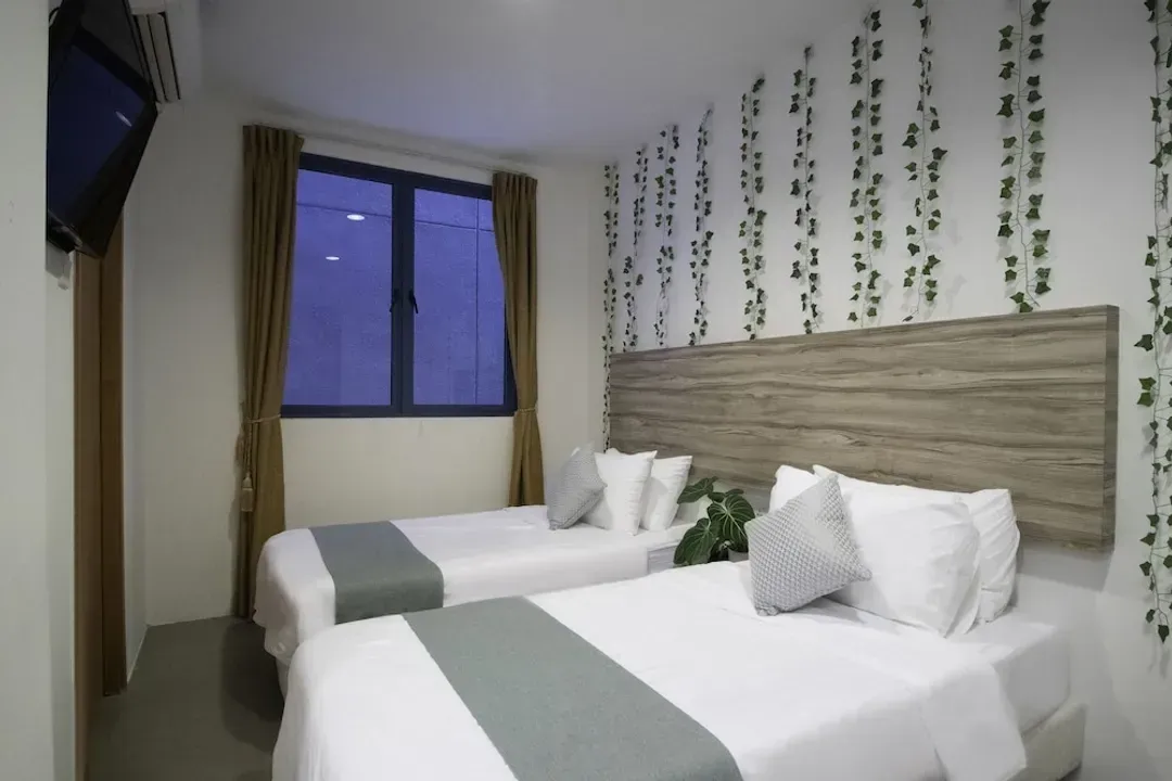 Victoria Hotel, a NuVe Group Collection
