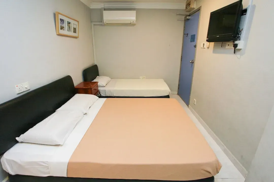 阿利瓦尔公园饭店 (SG Clean)