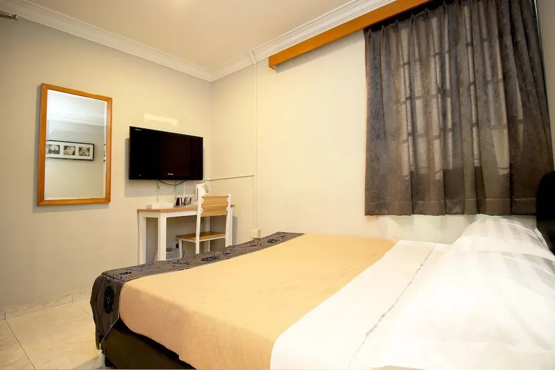 阿利瓦尔公园饭店 (SG Clean)