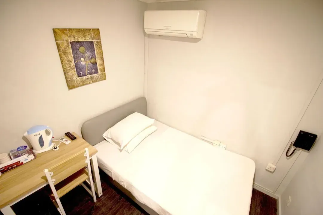 阿利瓦尔公园饭店 (SG Clean)