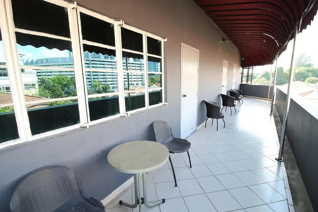 阿利瓦尔公园饭店 (SG Clean)