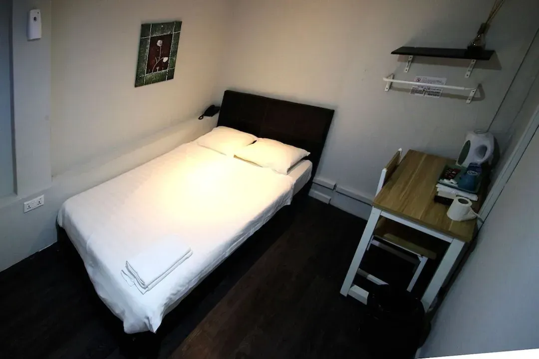 阿利瓦尔公园饭店 (SG Clean)