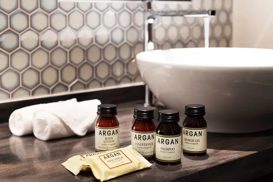 Room amenity