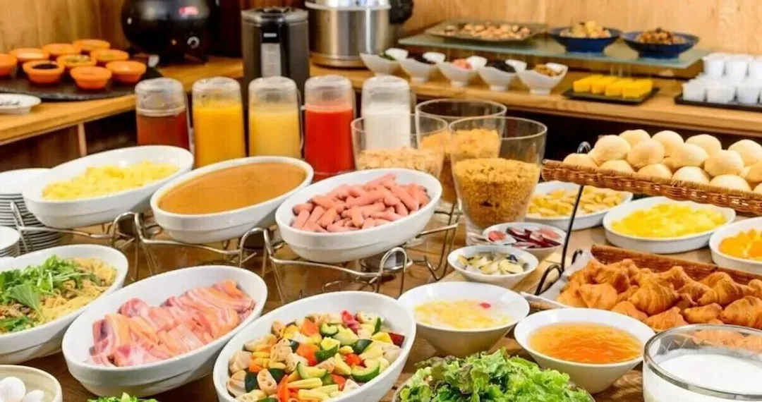 Breakfast buffet