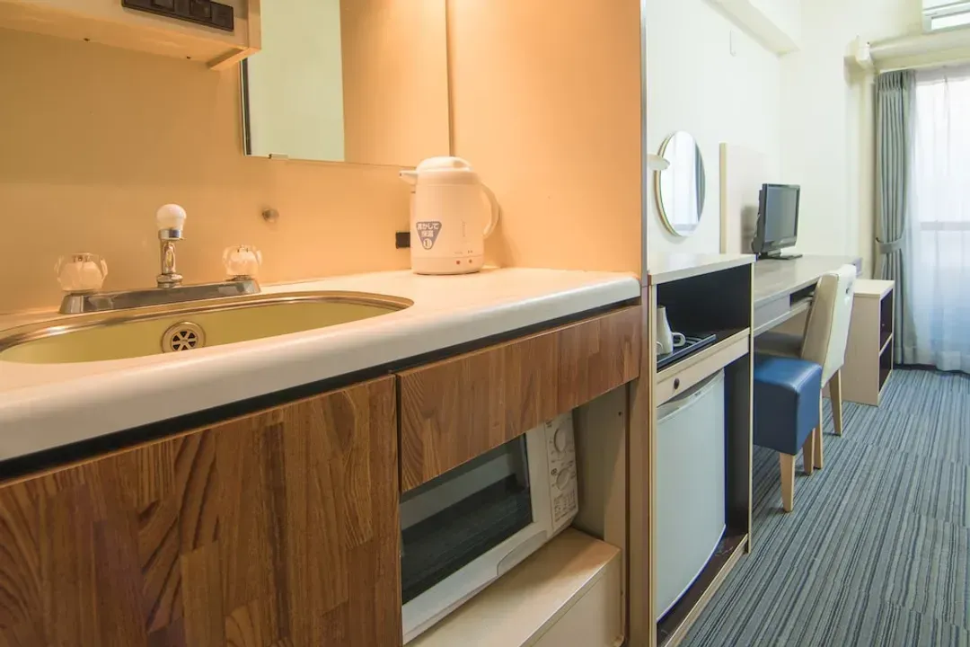 Private kitchenette