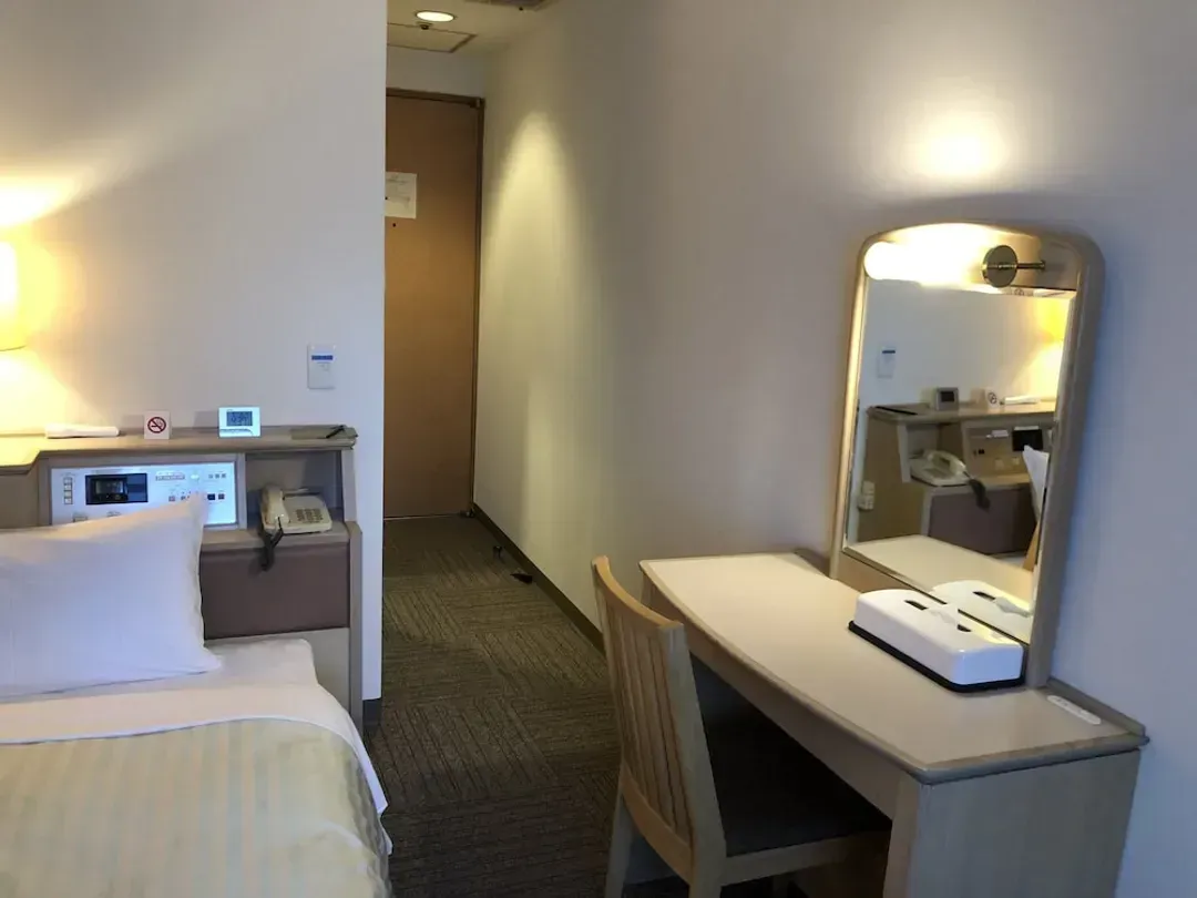 Room amenity