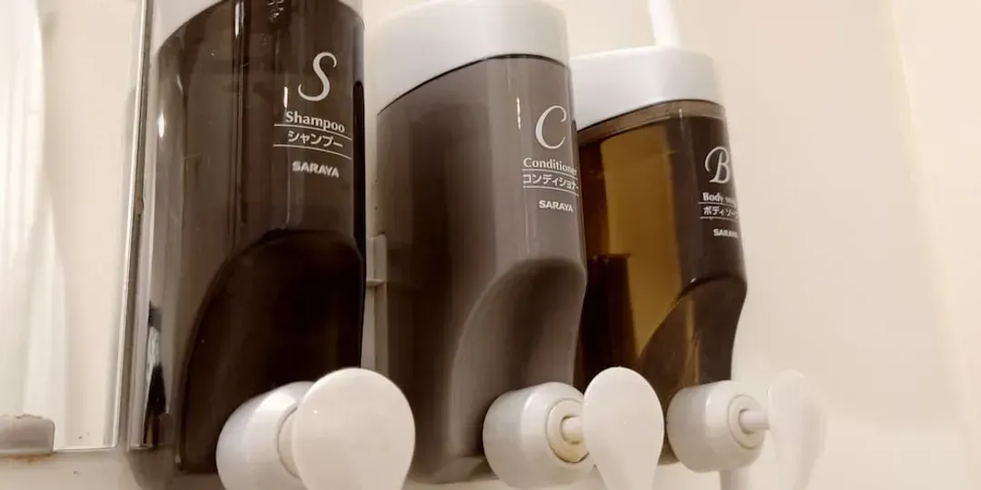 Bathroom amenities