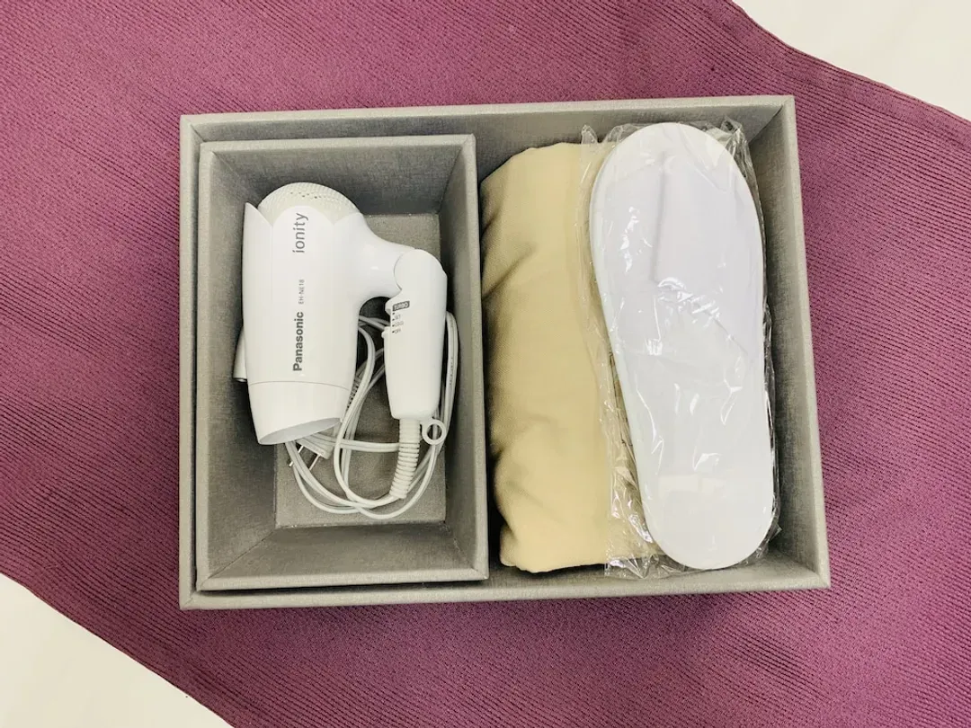 Room amenity
