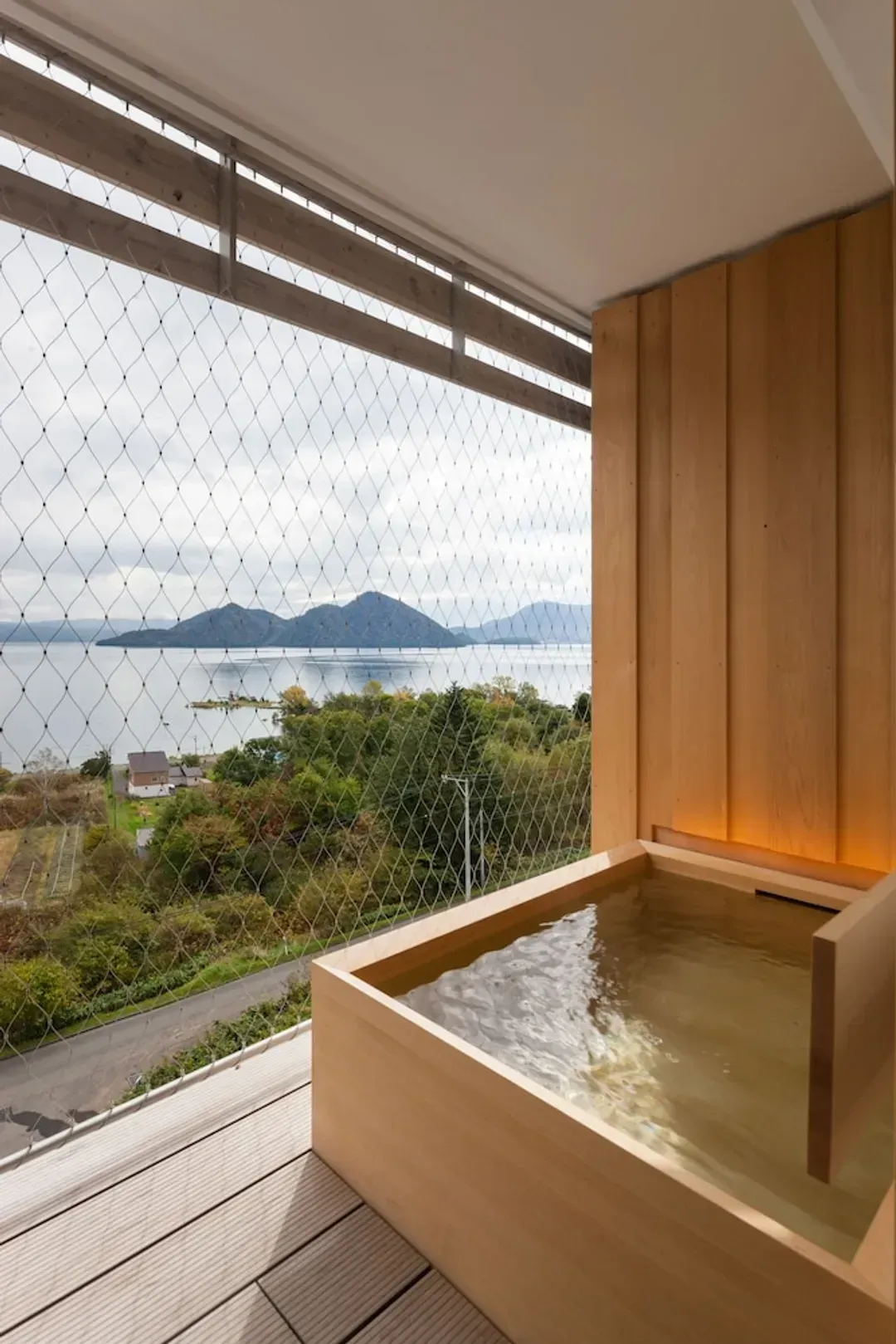 Private spa tub