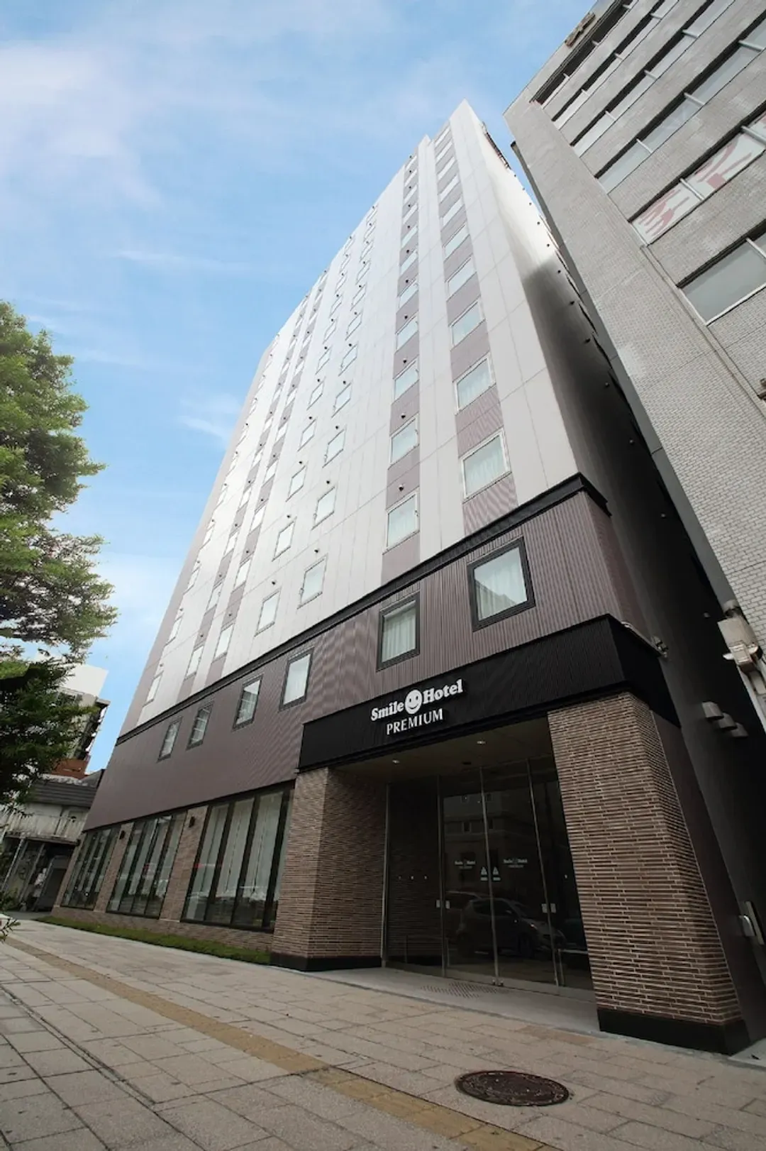 北海道-札幌薄野頂級微笑飯店