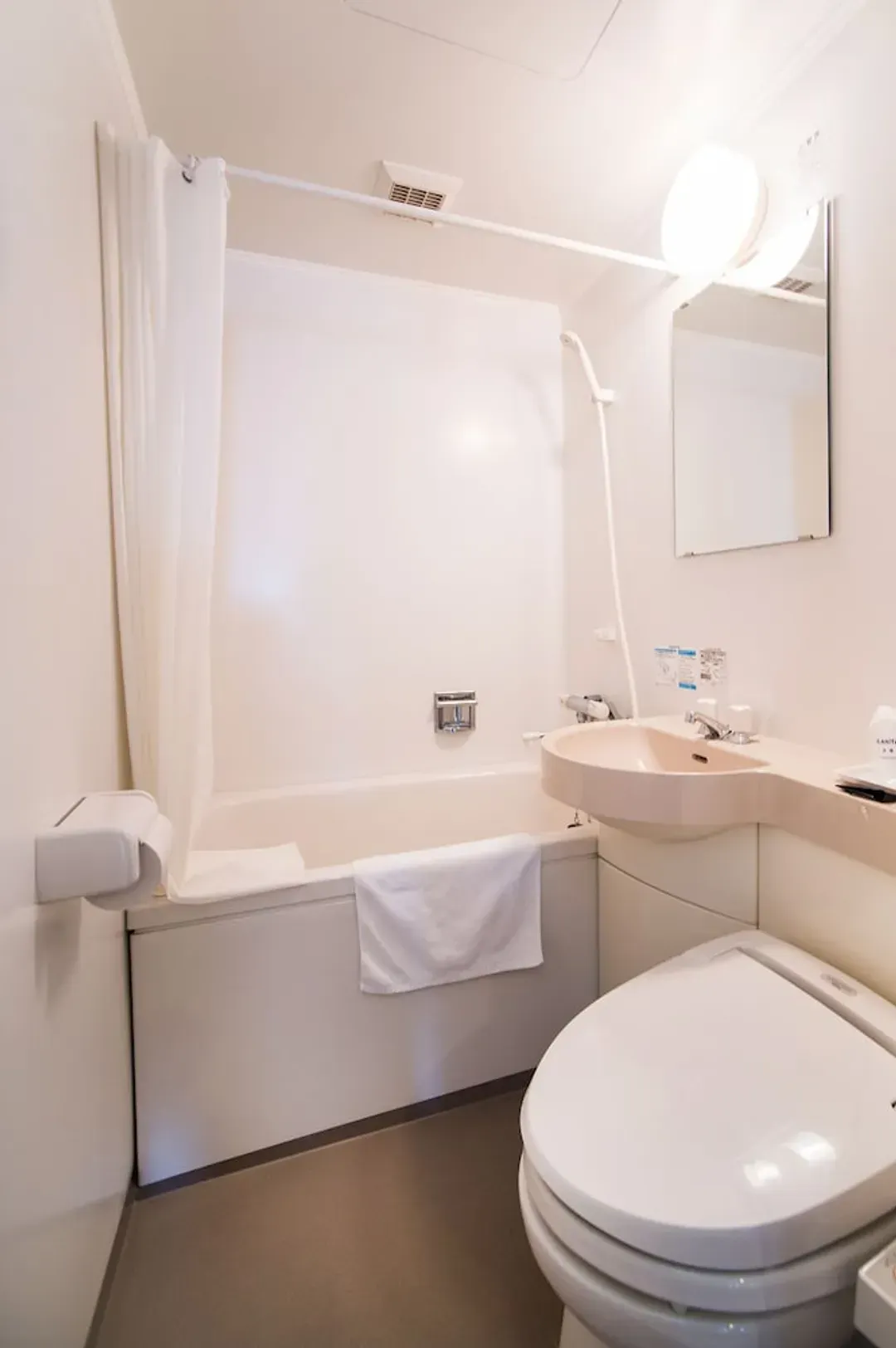 Bathroom amenities