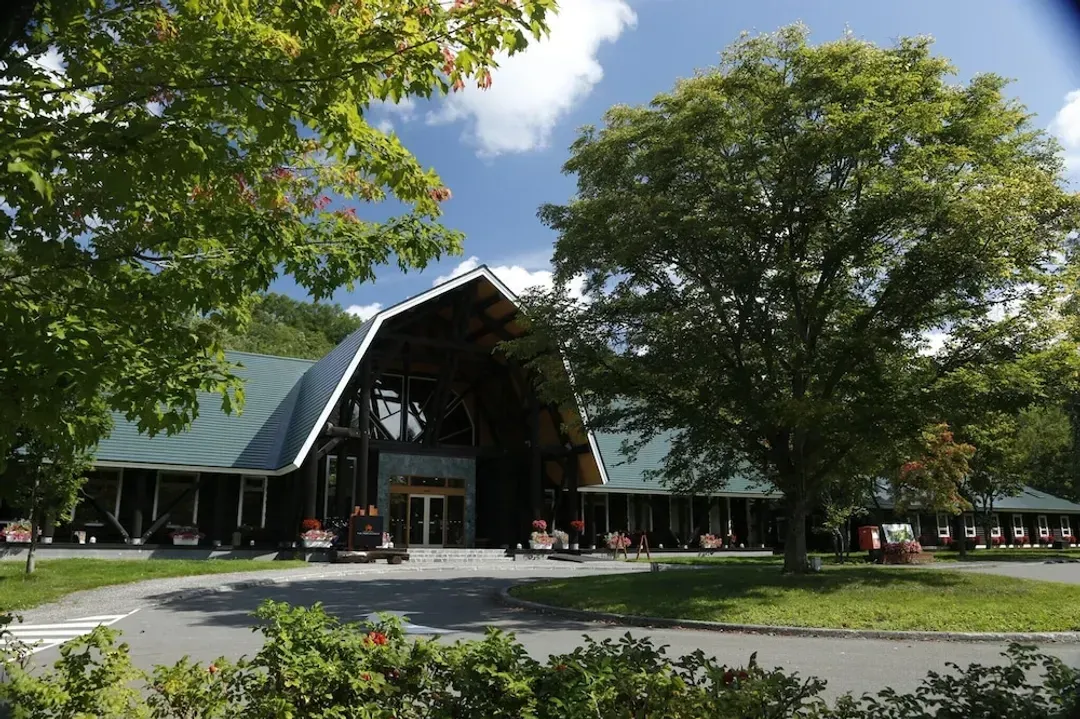 北海道-楓樹郊外小屋原木飯店