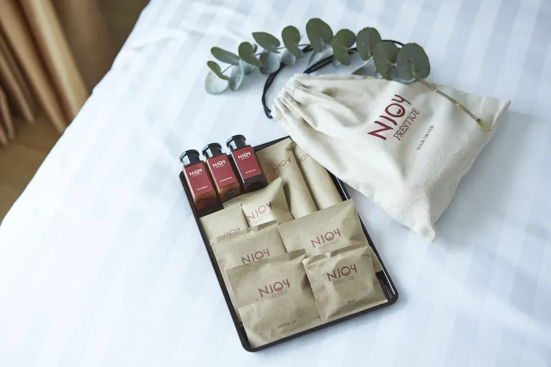 Bathroom amenities