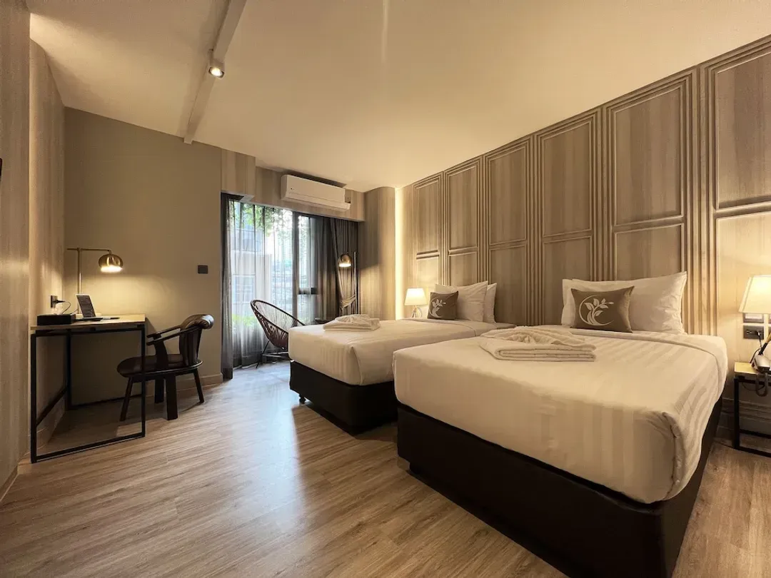 Bangkok-@Nares Hotel
