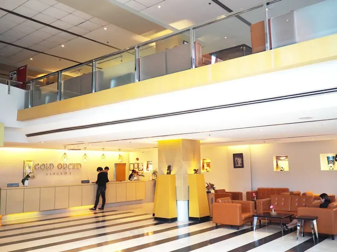 Lobby sitting area