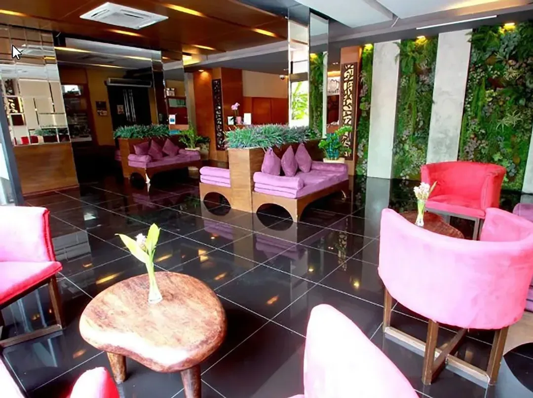 Lobby sitting area