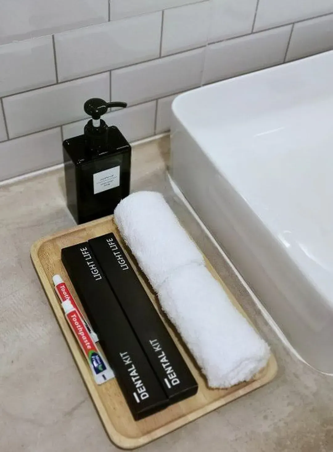 Bathroom amenities