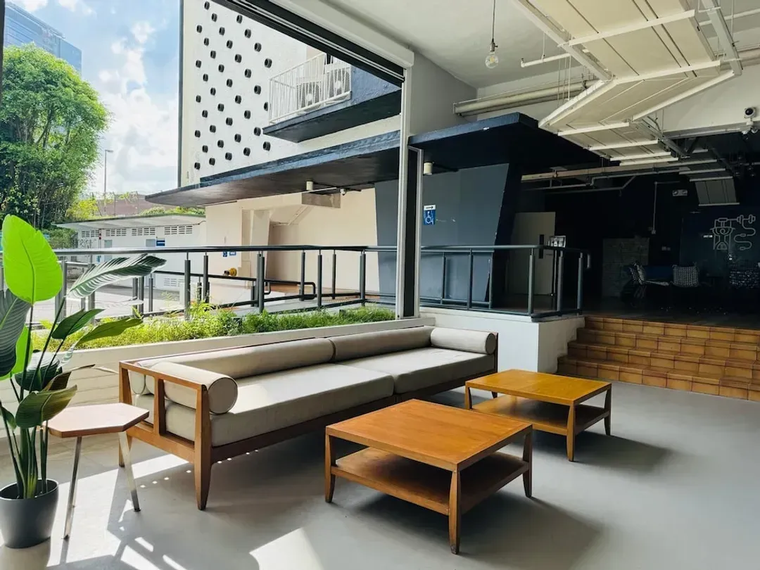 共生水濱飯店