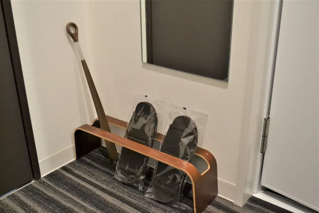 Room amenity