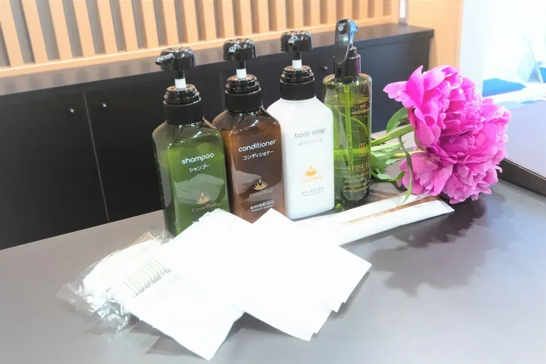 Bathroom amenities