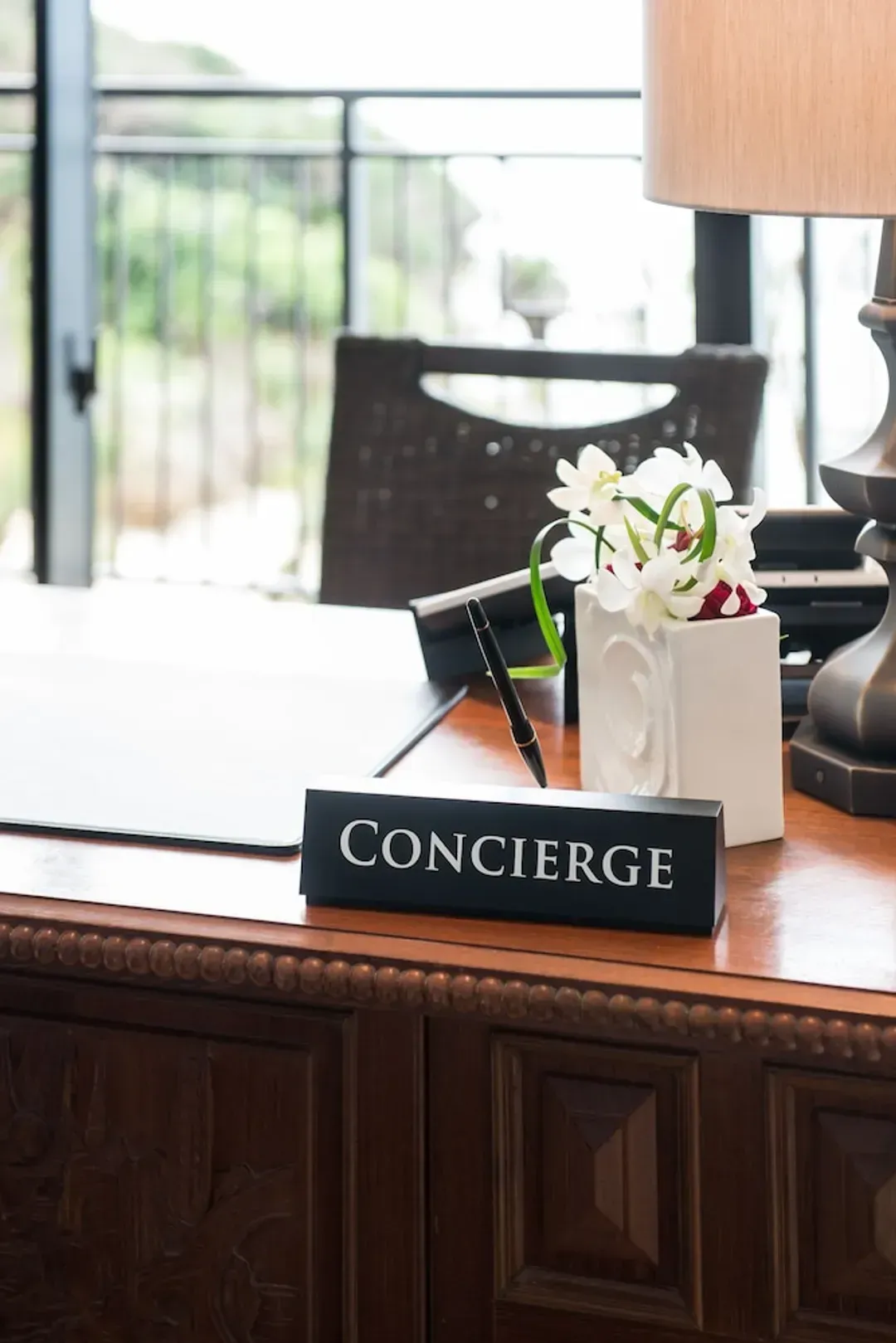 Concierge desk
