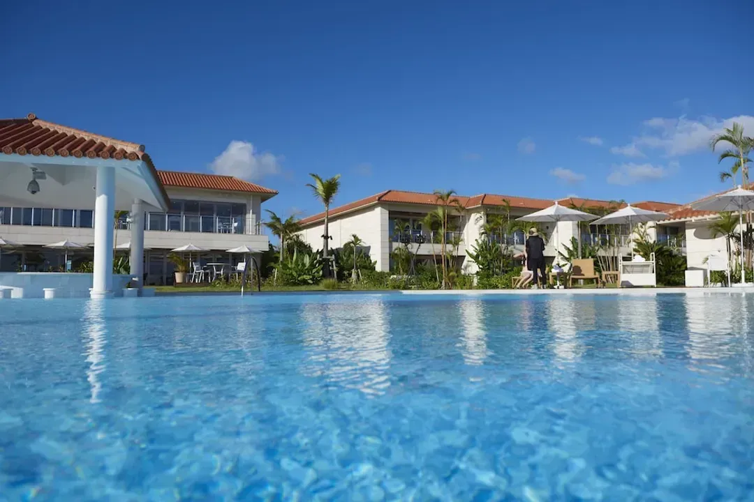 Infinity pool