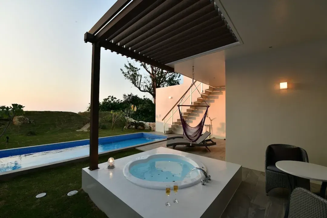 Beach/ocean view