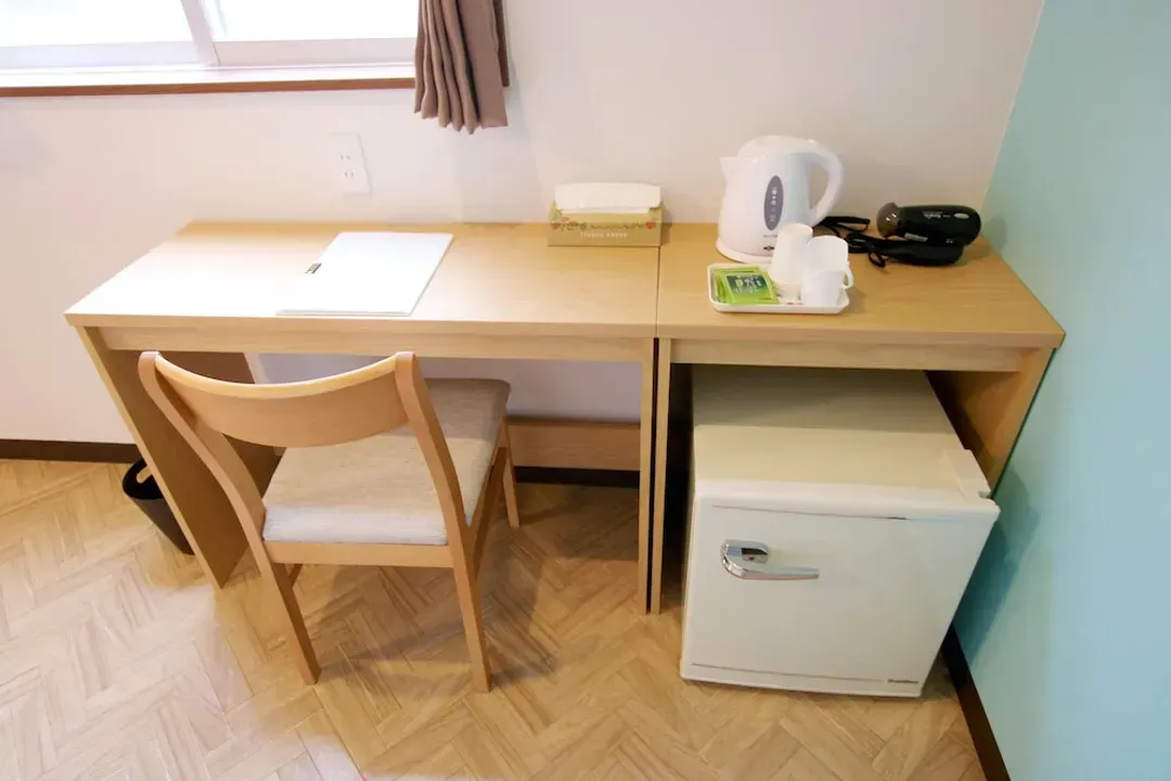 Mini-refrigerator