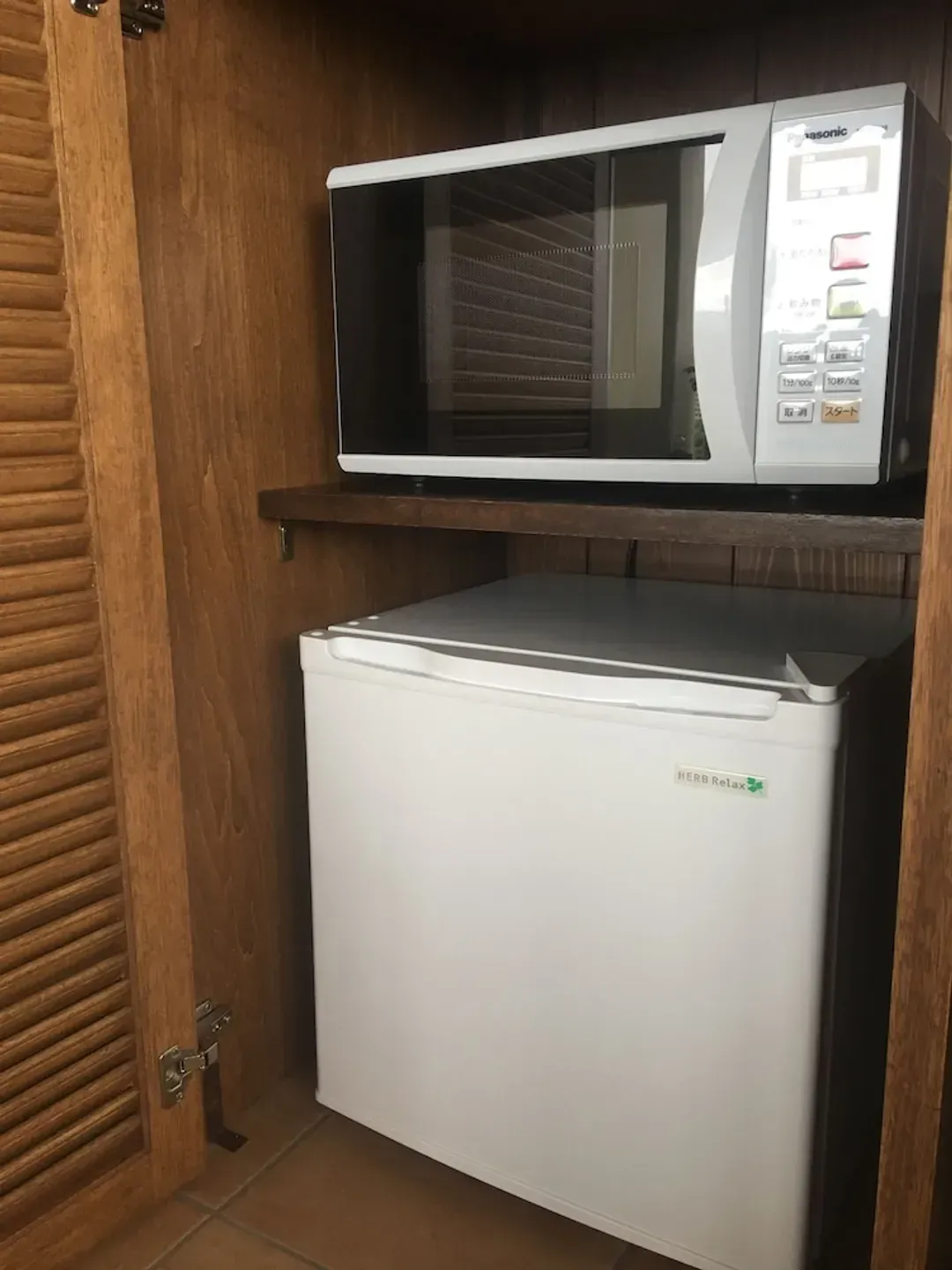 Mini-refrigerator