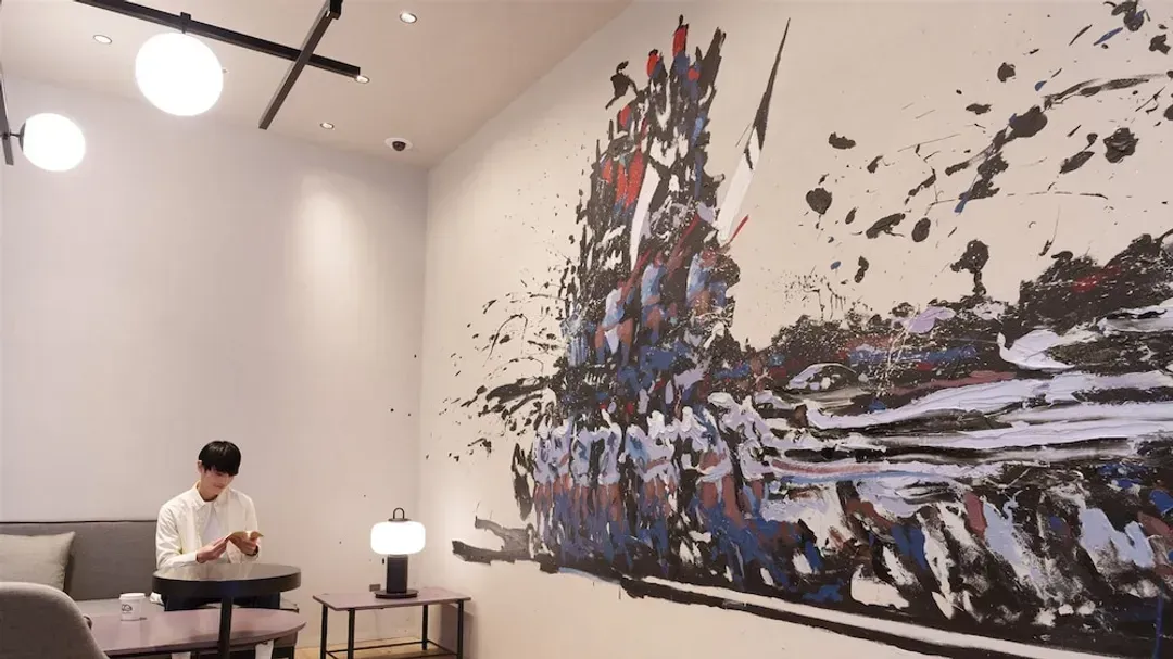 Lobby lounge